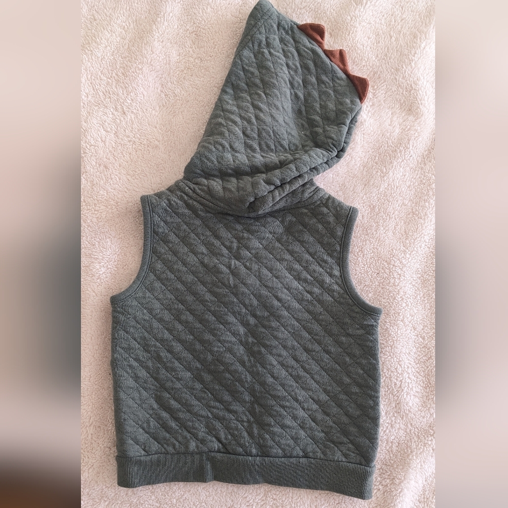 Carter's Toddler Quilted Sleeveless Hoodie Vest, Olive Green. Size 24M - Picture 2 of 5